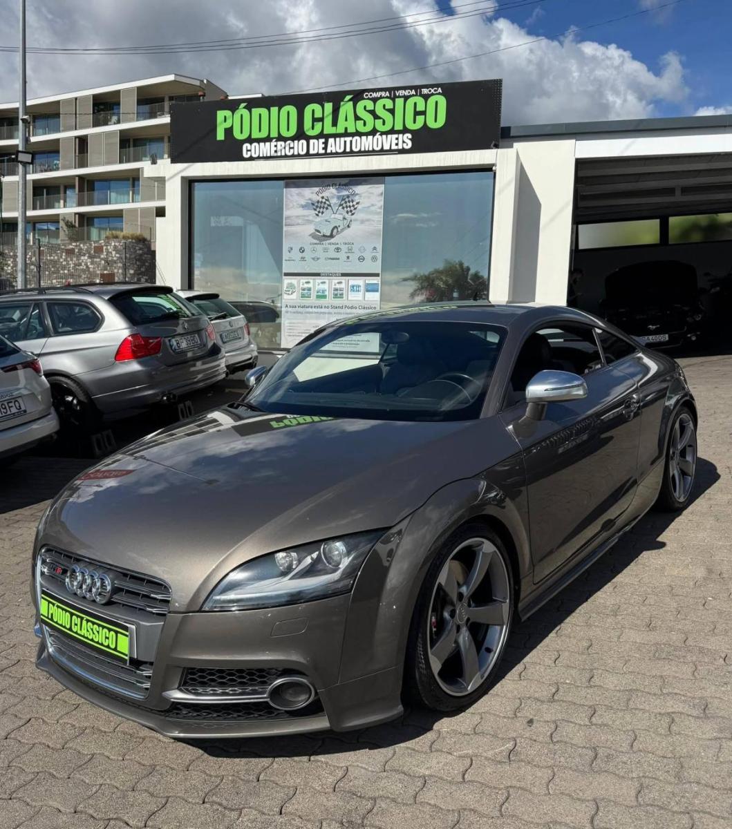 Audi TTS Coupe 2.0 TTS quattro Audi TTS Coupe 2.0 TTS quattro